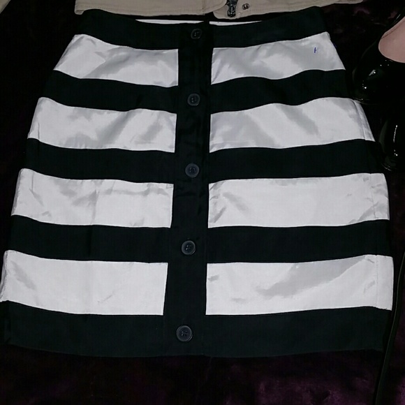 Club Monaco Stripe Skirt - Picture 3 of 8